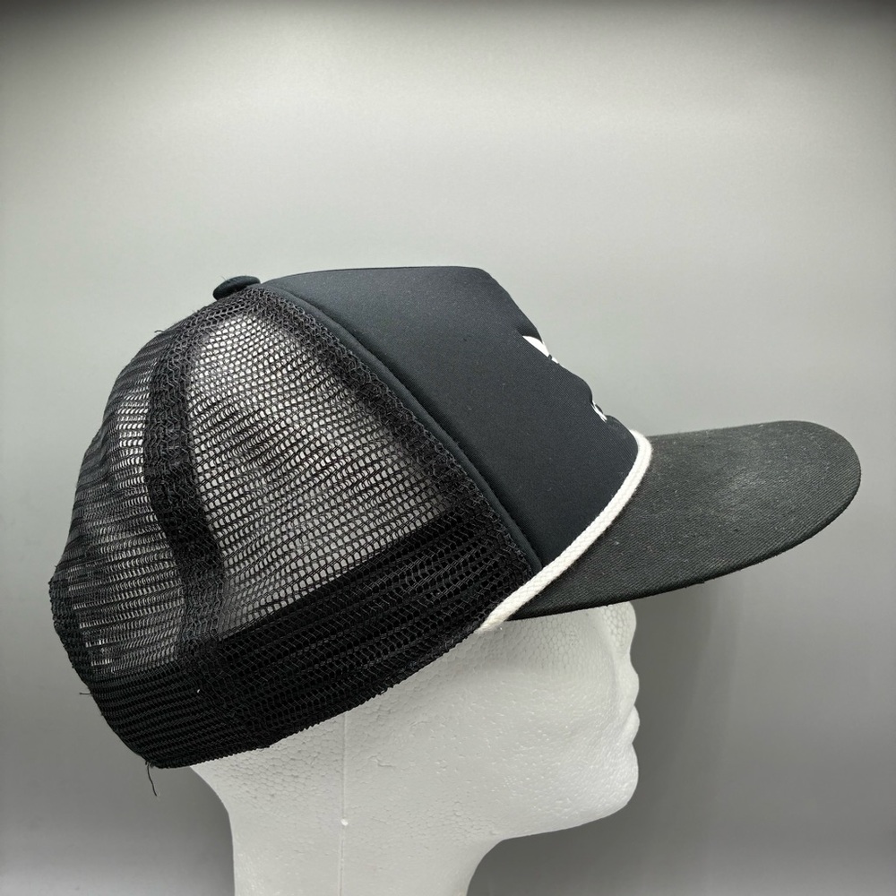 Adidas Originals Embroidered Logo Mesh Back Snapback Trucker Black White Hat - Picture 5 of 8